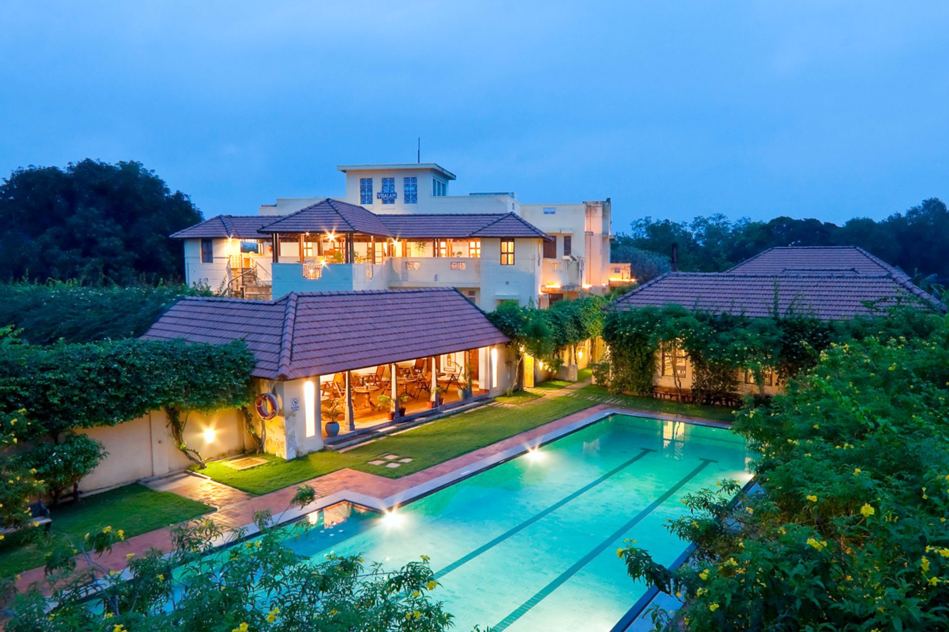 Visalam_swimming Pool_Night